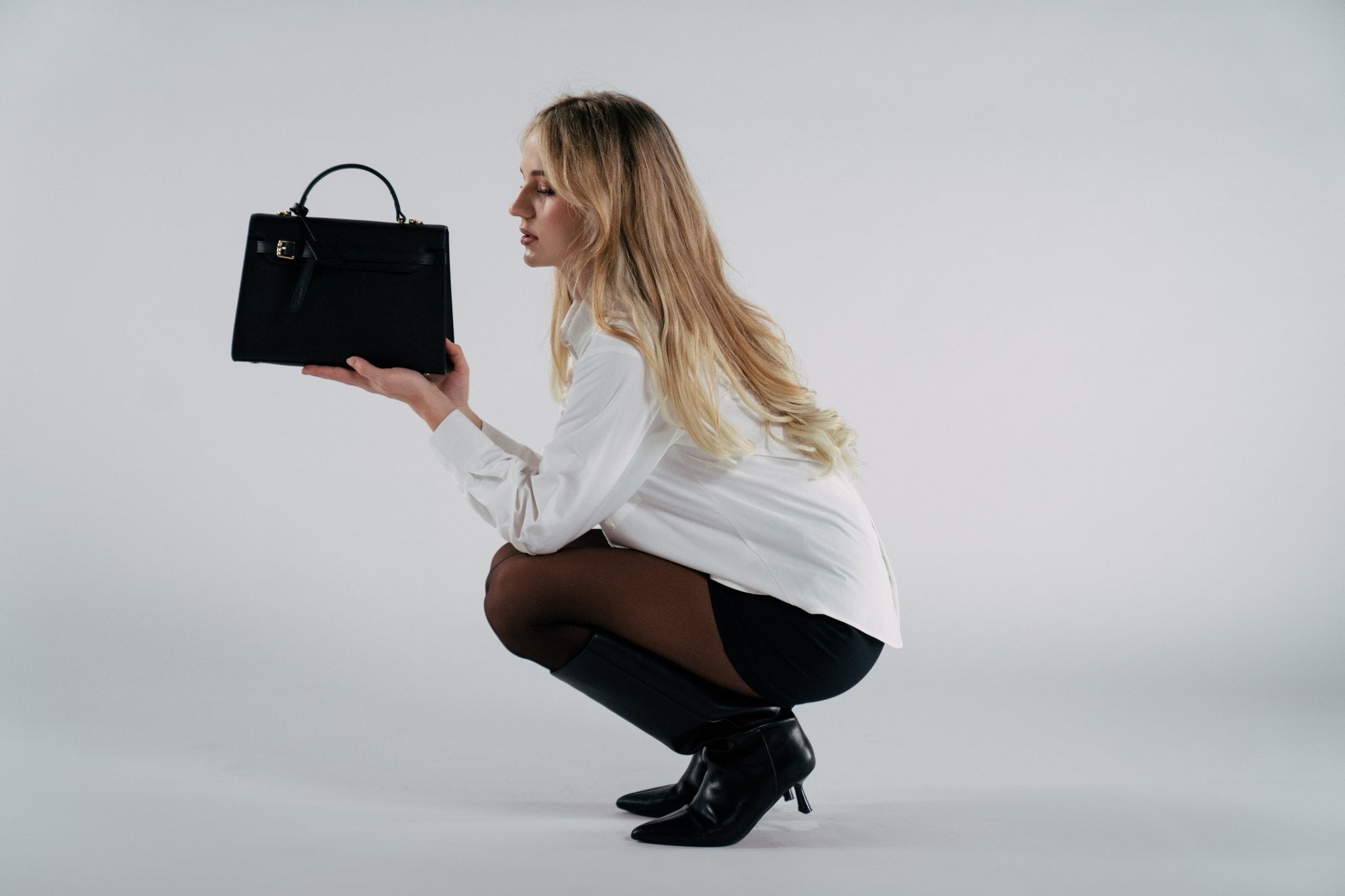 Lara (pre - order) - Seyclair