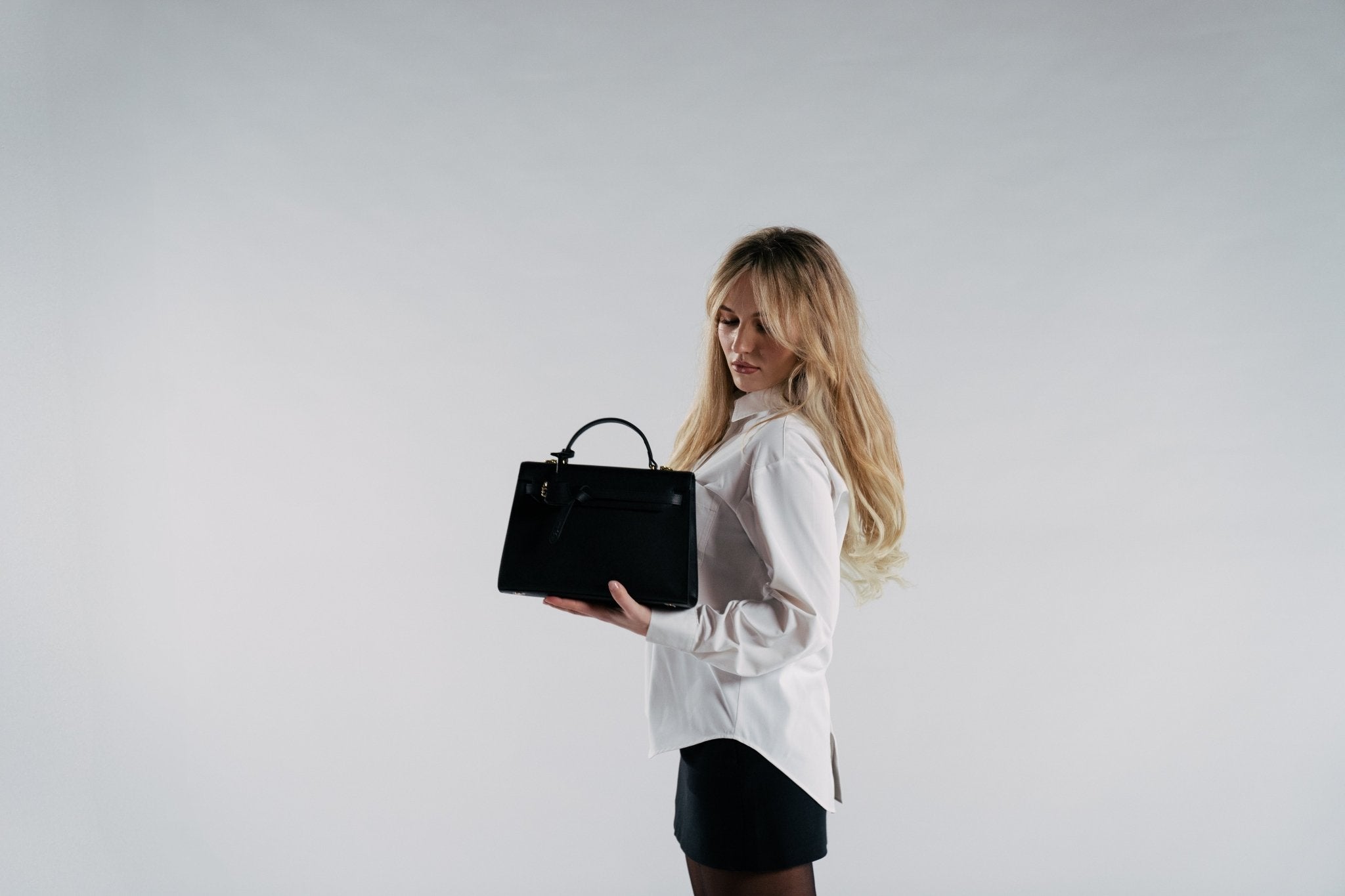 Lara (pre - order) - Seyclair