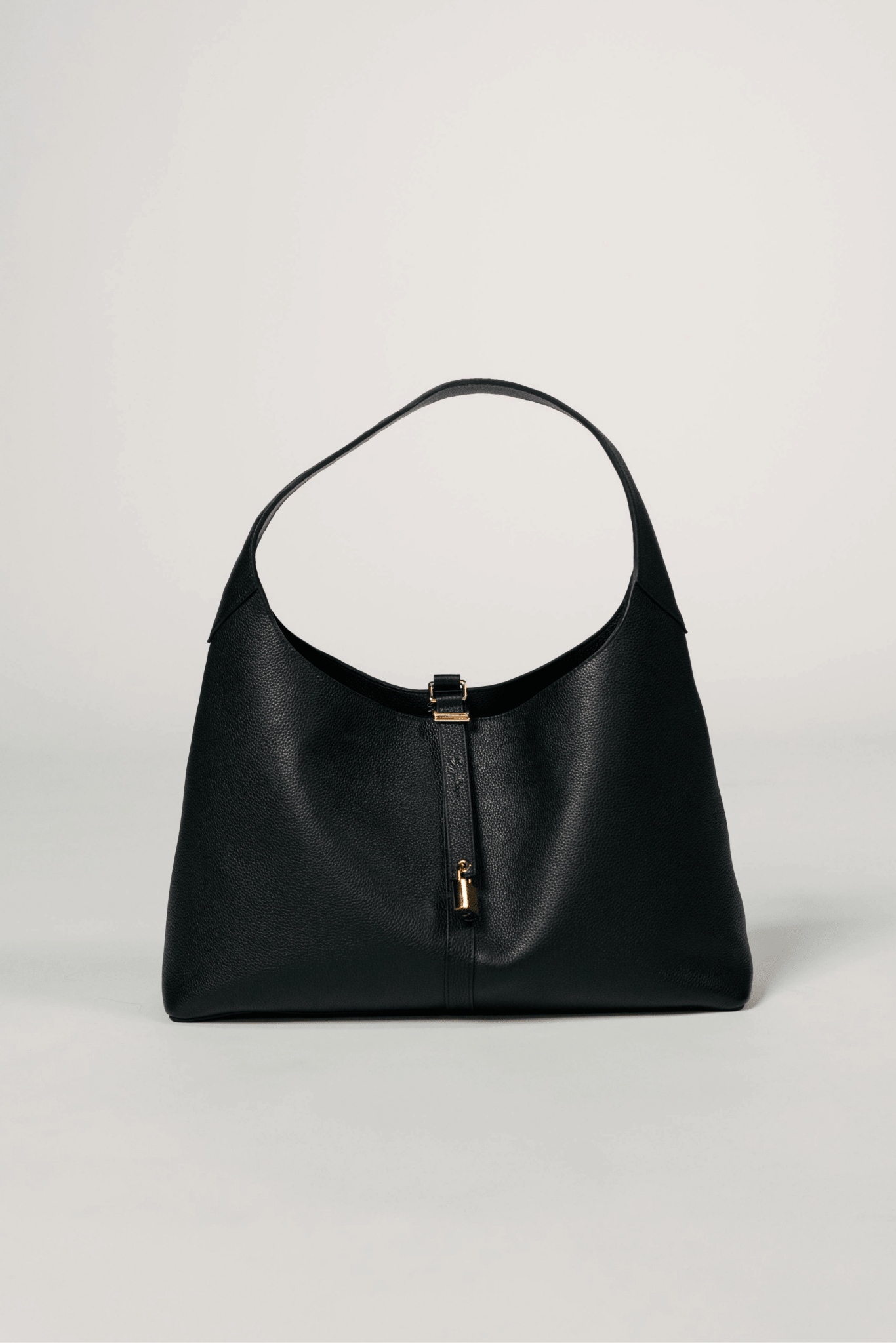 Natasha Shoulder Tote Bag in Black - Seyclair