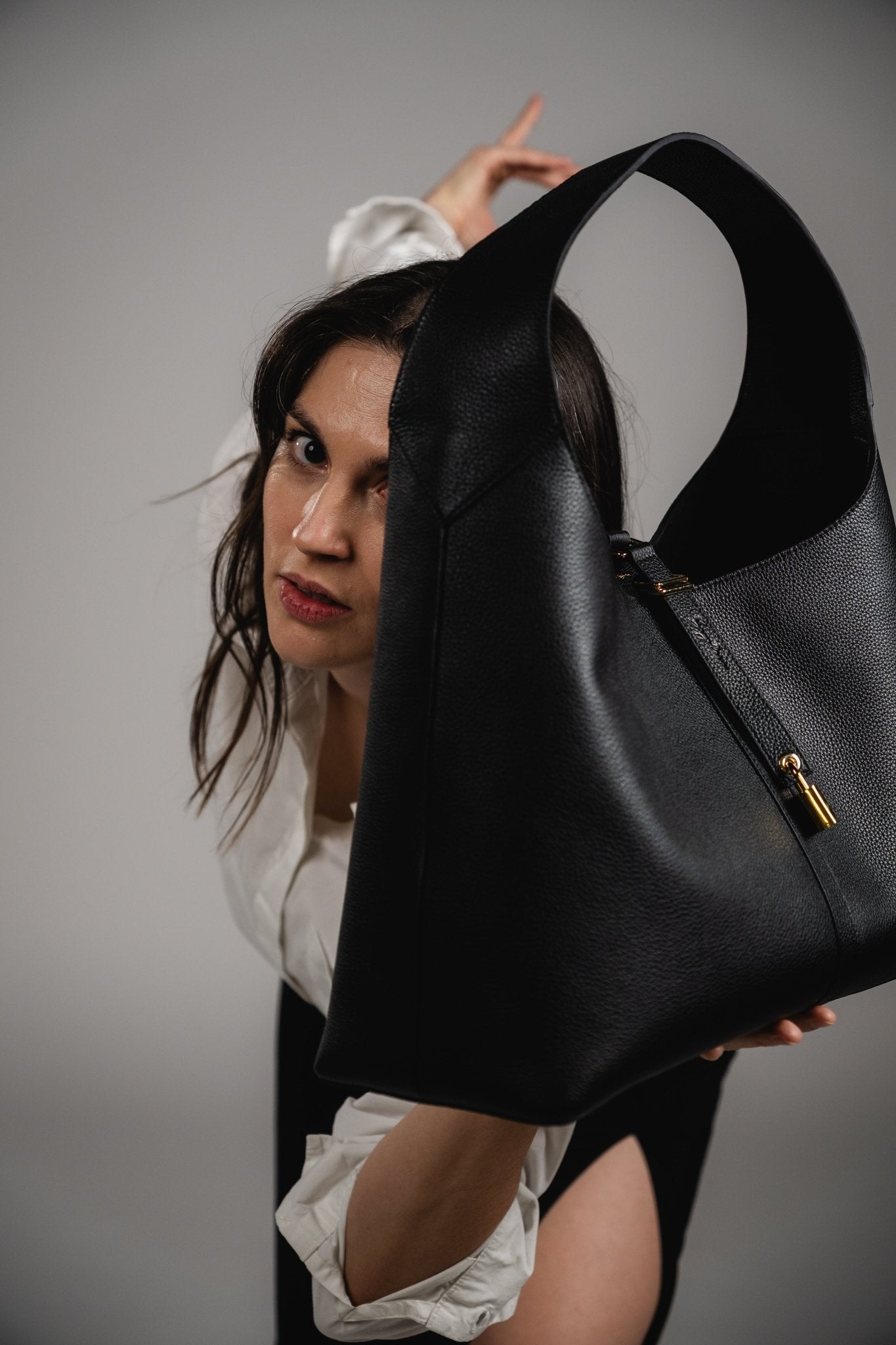 Natasha Shoulder Tote Bag in Black (Pre - order) - Seyclair