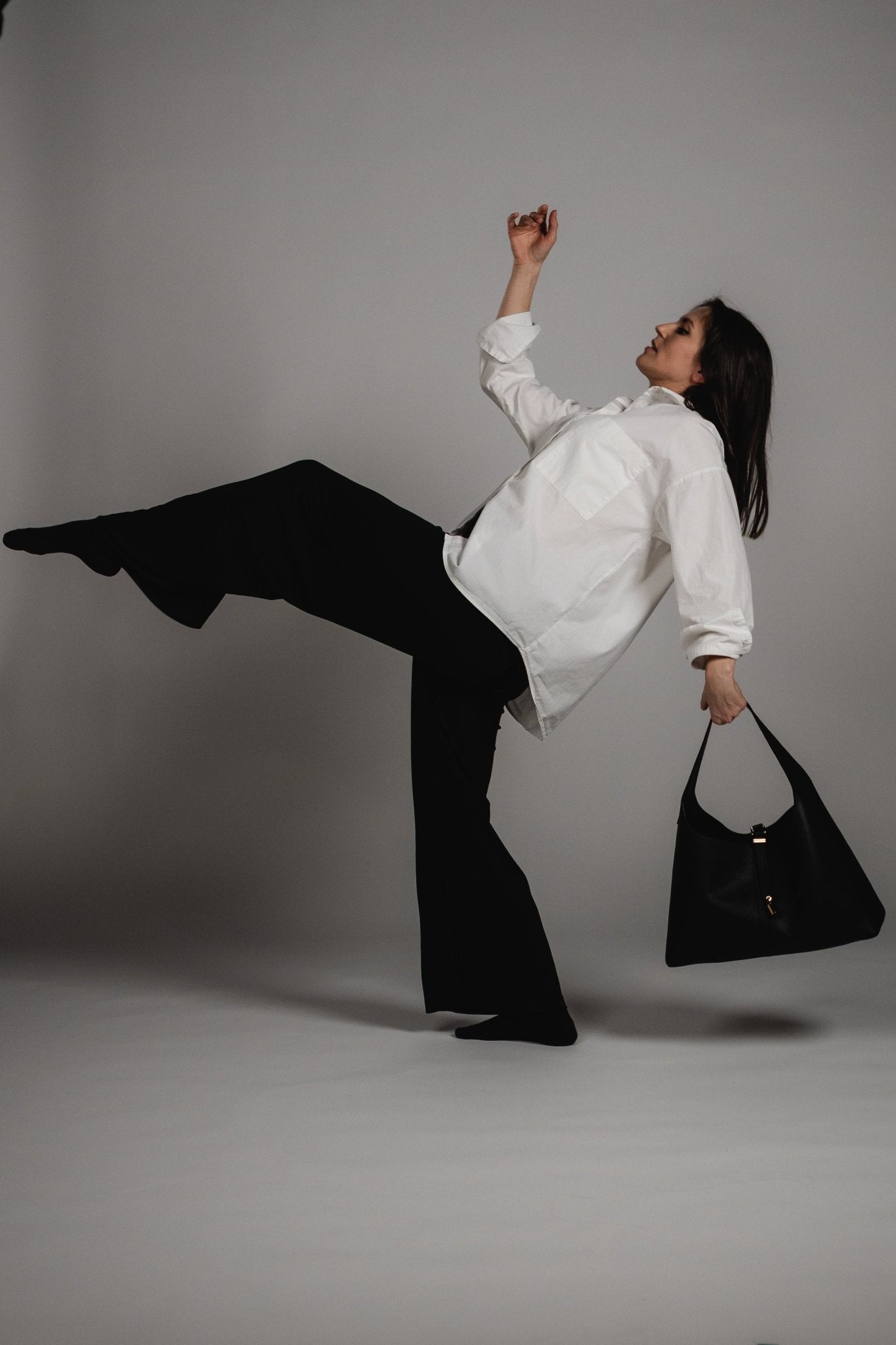 Natasha Shoulder Tote Bag in Black (Pre - order) - Seyclair